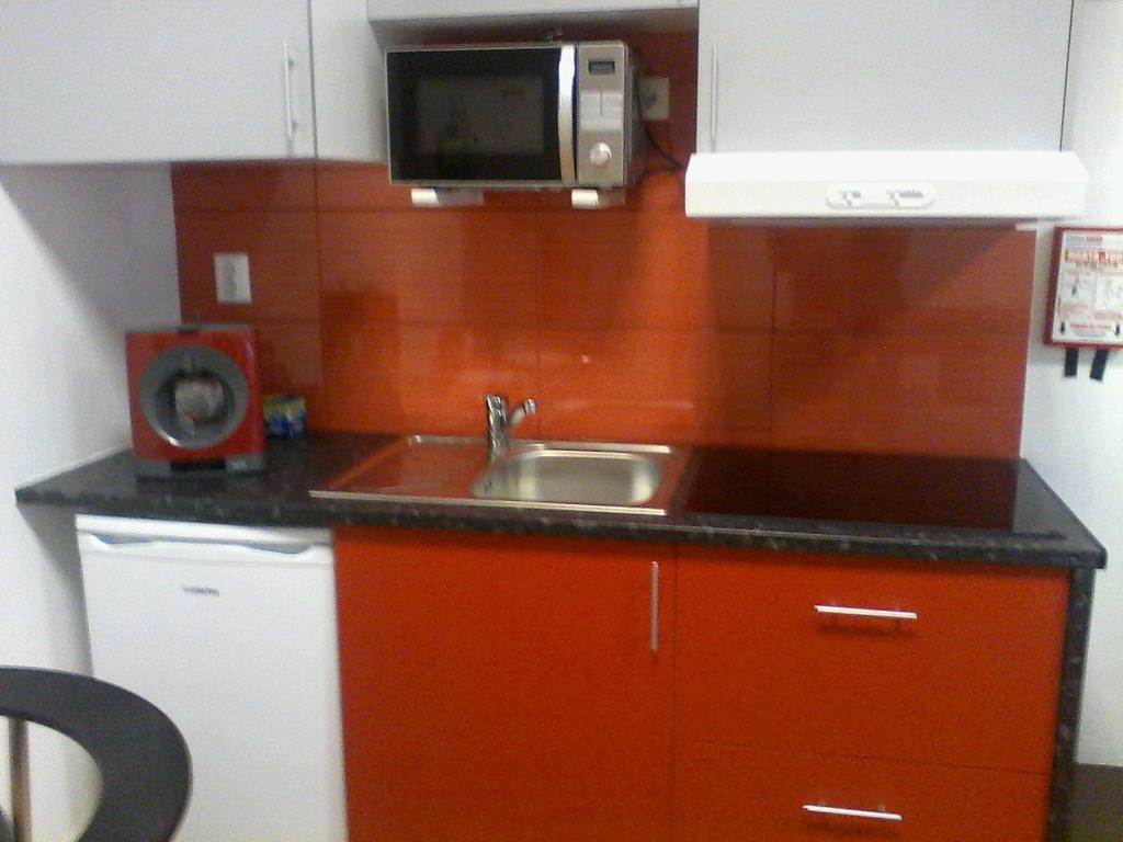 Metro-Apartment Rnal Nº35375 Al-Chamada Para A Rede Movel Nacional Porto Dış mekan fotoğraf