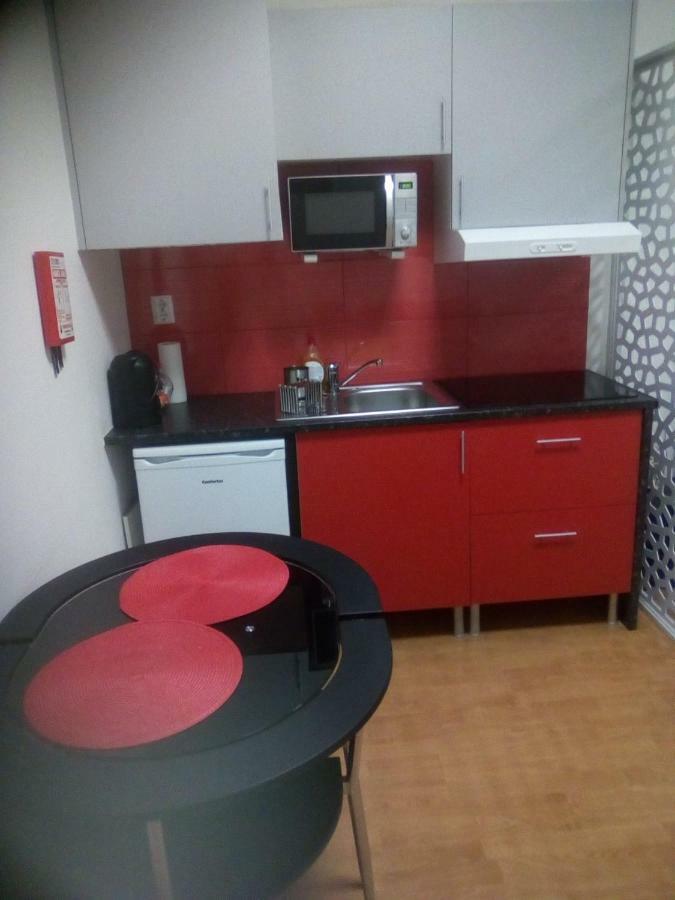 Metro-Apartment Rnal Nº35375 Al-Chamada Para A Rede Movel Nacional Porto Dış mekan fotoğraf